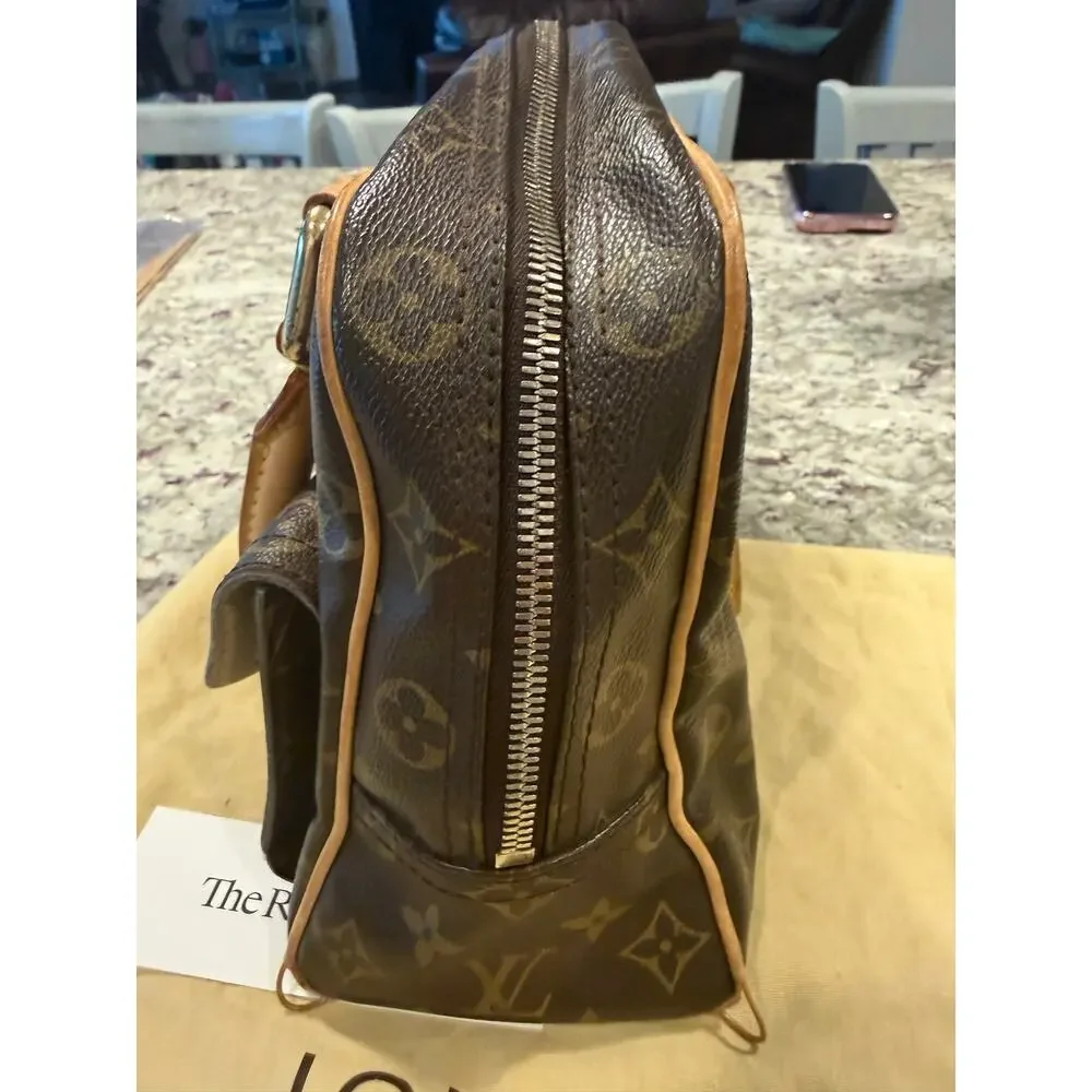 Louis Vuitton Manhattan PM